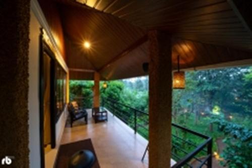 Kuruva Isles Jungle Resort